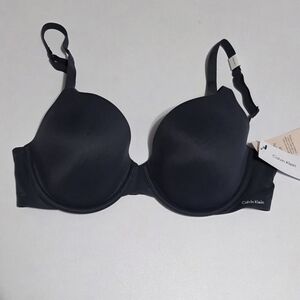 Calvin Klein Perfectly Fit Full Coverage Navy Blue Women's T-Shirt Bra F3837